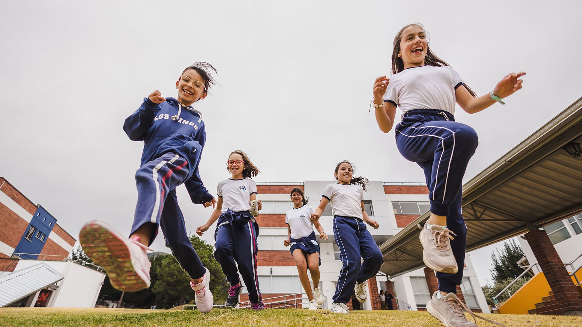 Estudiantes del Colegio Los Pinos