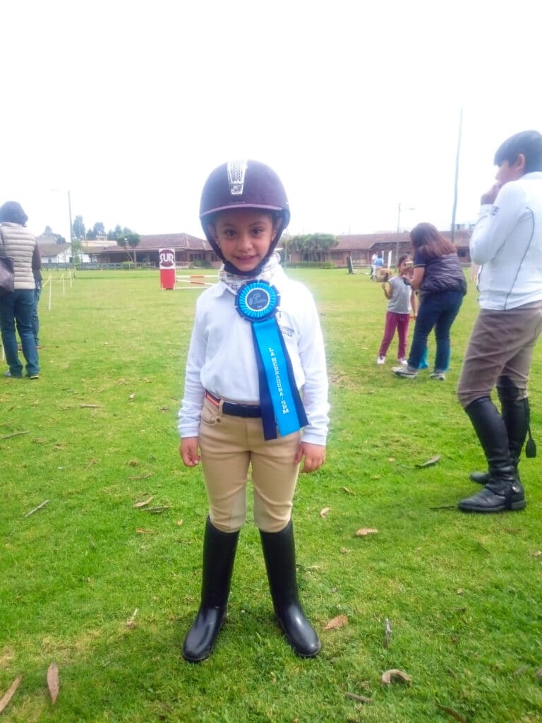 Amanda Fierro Ganadora Concurso VIII de Aniversario de la Escuela de Equitación La Herradura